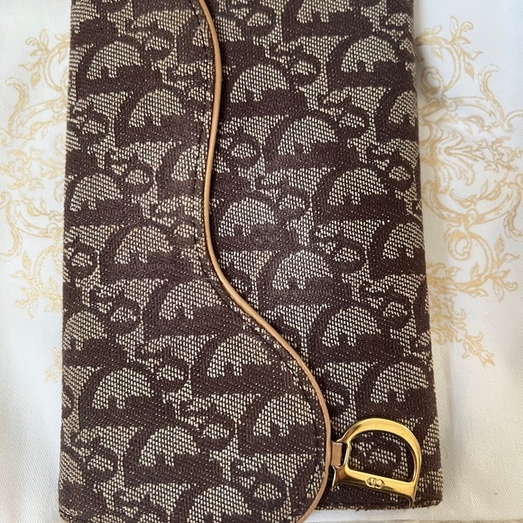 🔥SOLD🔥DIOR SADDLE GORGEOUS Large wallet/organizer🔥🔥 - Picture 4 of 11
